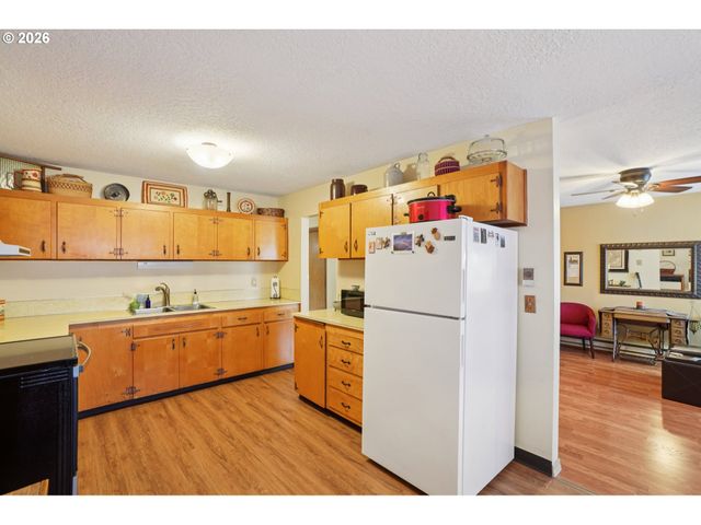 9934 N CENTRAL St, Portland, OR 97203