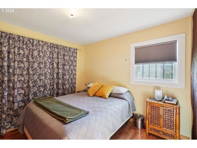 9934 N CENTRAL St, Portland, OR 97203