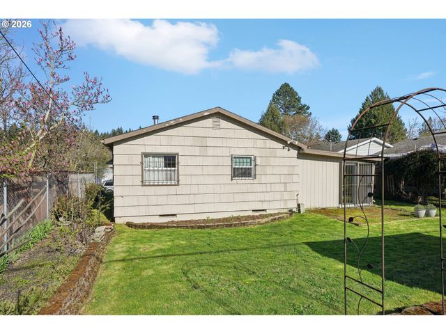 9934 N CENTRAL St, Portland, OR 97203