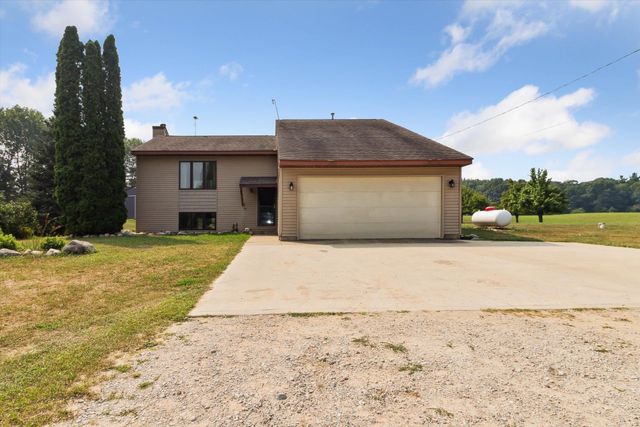 4218 E Klees Road, Day Twp, MI 48888