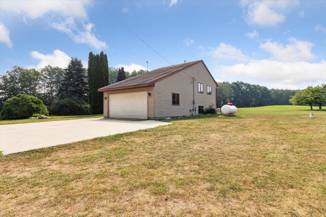 4218 E Klees Road, Day Twp, MI 48888
