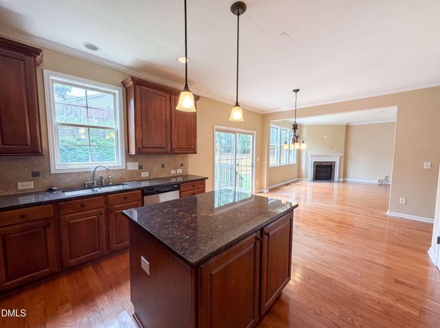2720 Kinsley Place, Raleigh, NC 27616