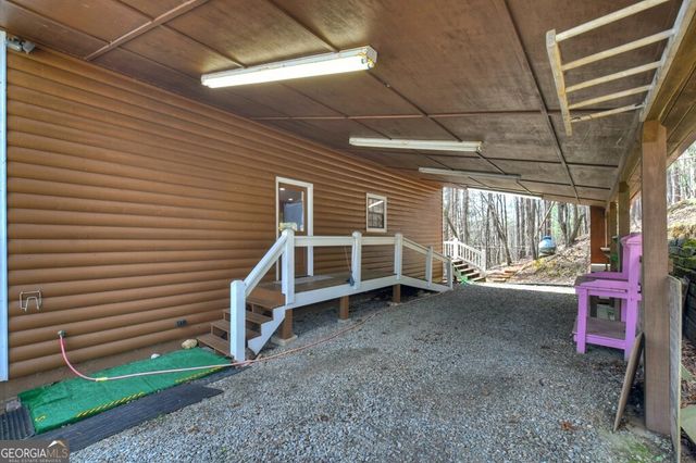 222 Mountain Hideaway Lane, Blue Ridge, GA 30513