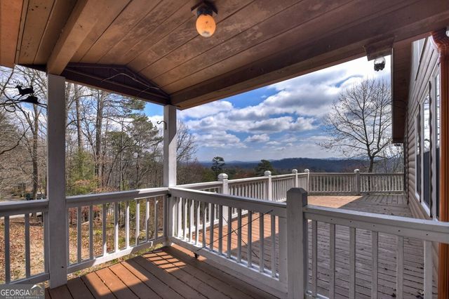 222 Mountain Hideaway Lane, Blue Ridge, GA 30513
