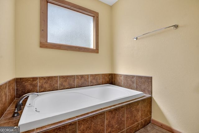 222 Mountain Hideaway Lane, Blue Ridge, GA 30513