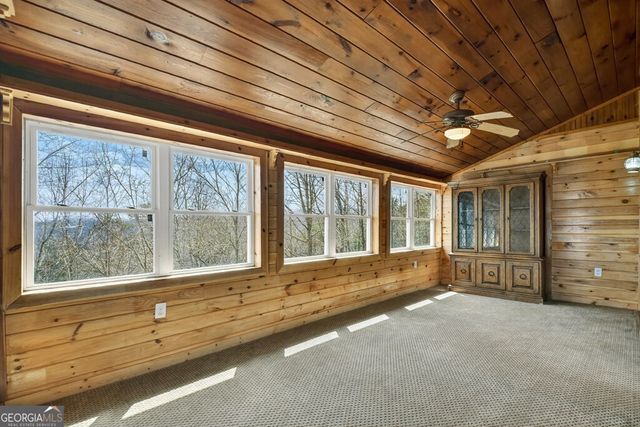 222 Mountain Hideaway Lane, Blue Ridge, GA 30513