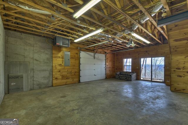 222 Mountain Hideaway Lane, Blue Ridge, GA 30513