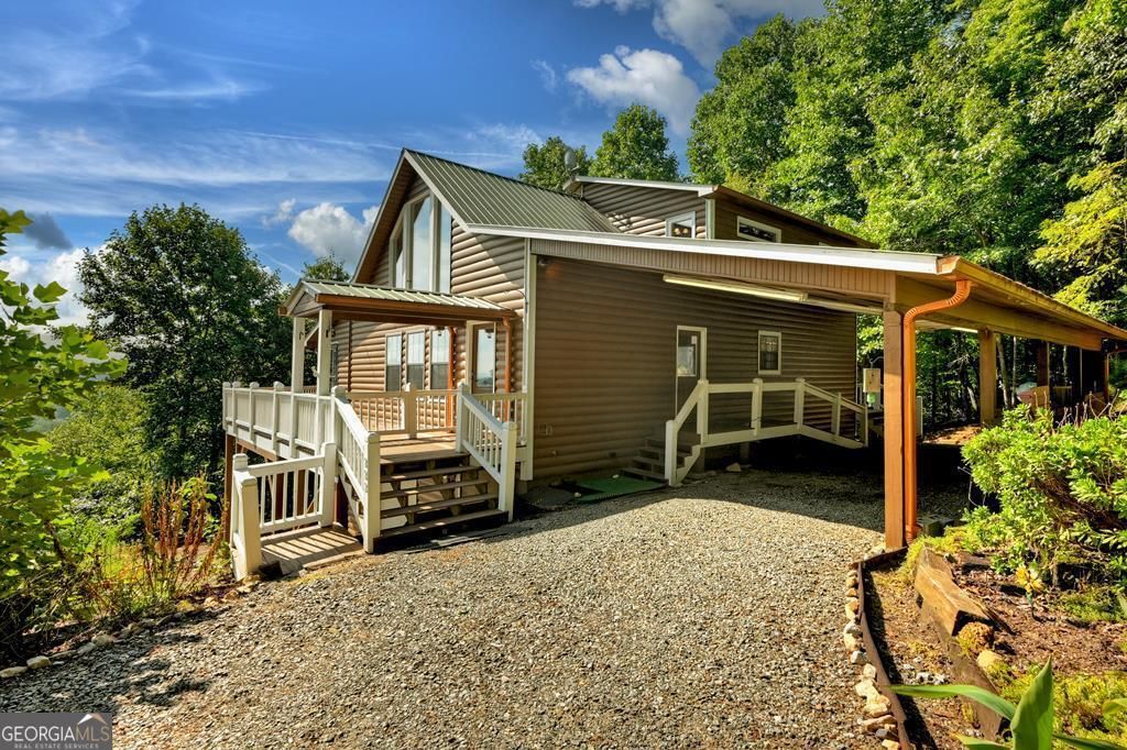 222 Mountain Hideaway Lane, Blue Ridge, GA 30513