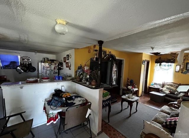 7102 S Trail Drive, Edinburg, TX 78542