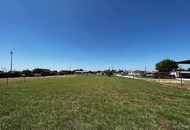 7102 S Trail Drive, Edinburg, TX 78542