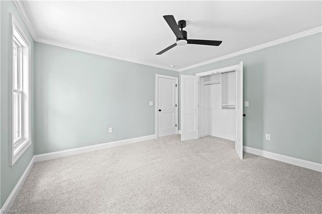 4814 Selwyn Drive, Winston-salem, NC 27104