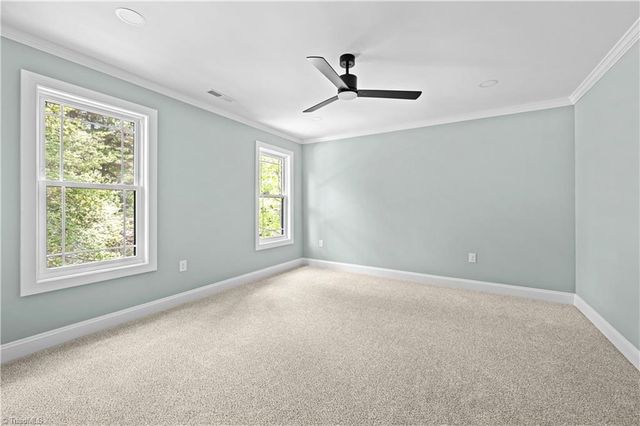 4814 Selwyn Drive, Winston-salem, NC 27104