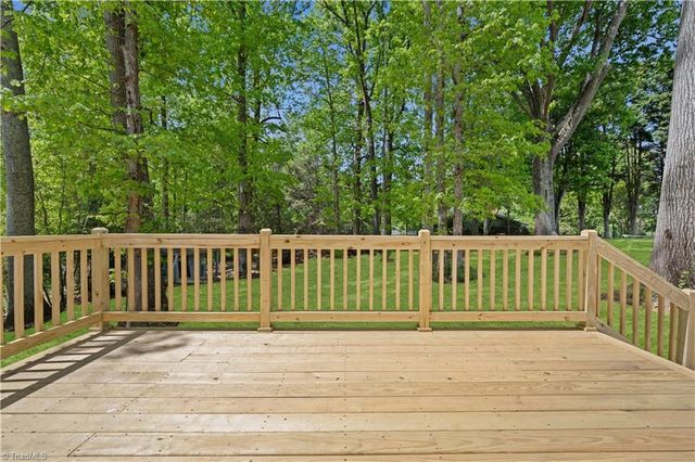 4814 Selwyn Drive, Winston-salem, NC 27104