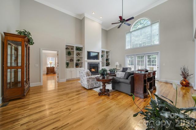 263 Hemingway Lane, Fort Mill, SC 29708