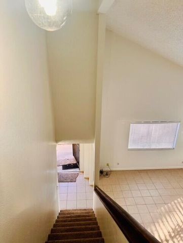 2241 N Edison Street, Visalia, CA 93292