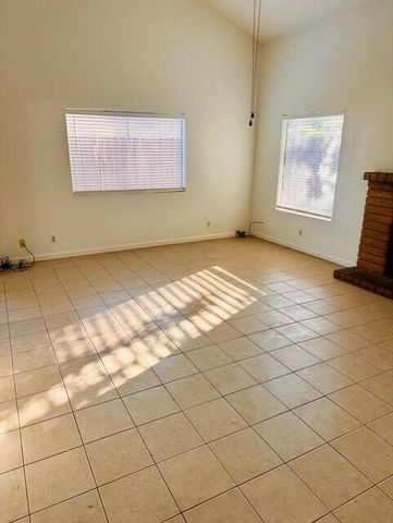 2241 N Edison Street, Visalia, CA 93292