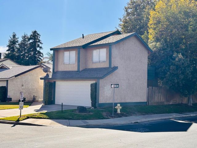 2241 N Edison Street, Visalia, CA 93292