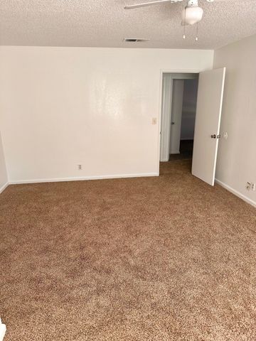 2241 N Edison Street, Visalia, CA 93292