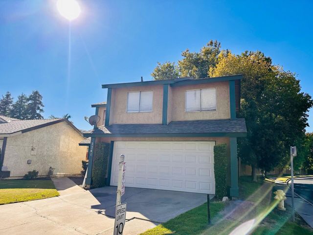 2241 N Edison Street, Visalia, CA 93292