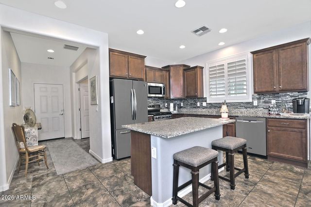 7350 W SILVER SPRING Way, Florence, AZ 85132