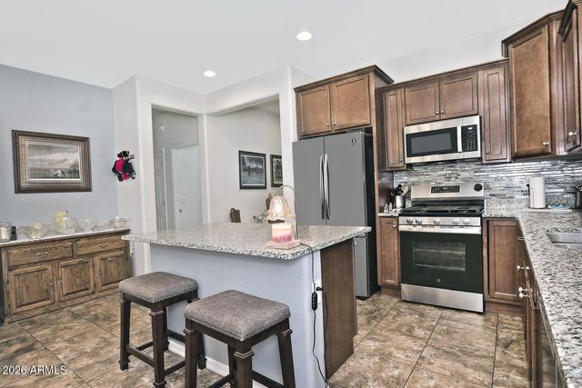 7350 W SILVER SPRING Way, Florence, AZ 85132