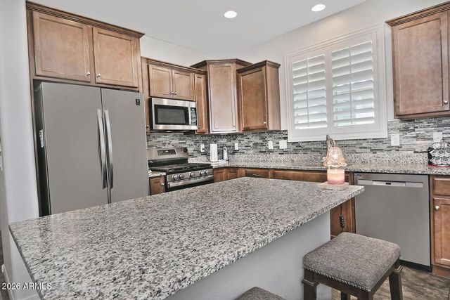 7350 W SILVER SPRING Way, Florence, AZ 85132