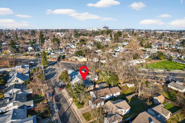 3833 38th St, Sacramento, CA 95820