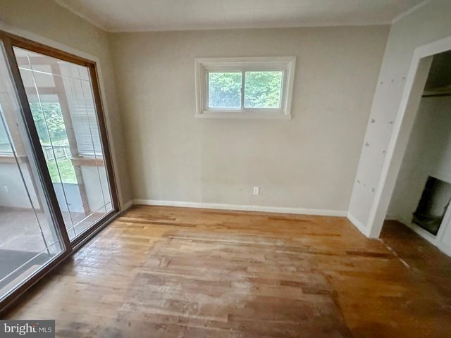 31 TRILBY AVE, Westville, NJ 08093