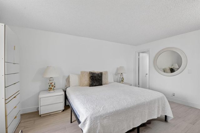 2615 NE 3rd Court 1060, Boynton Beach, FL 33435