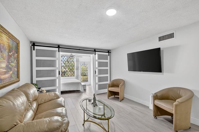 2615 NE 3rd Court 1060, Boynton Beach, FL 33435