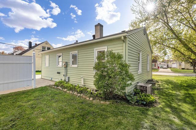 203 16th Street SE, Austin, MN 55912