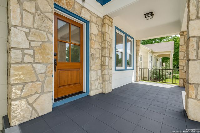 2007 W Mistletoe Ave, San Antonio, TX 78201