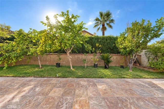 2208 Coachman Circle, Corona, CA 92881