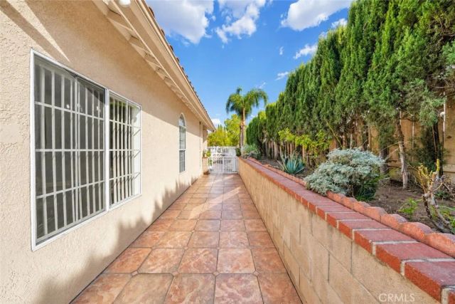 2208 Coachman Circle, Corona, CA 92881