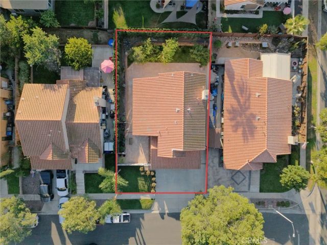 2208 Coachman Circle, Corona, CA 92881