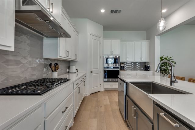 134 Sandie Drive, Rhome, TX 76078