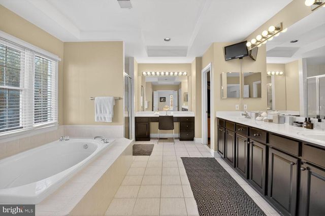 130 LAKE ST, Gaithersburg, MD 20878