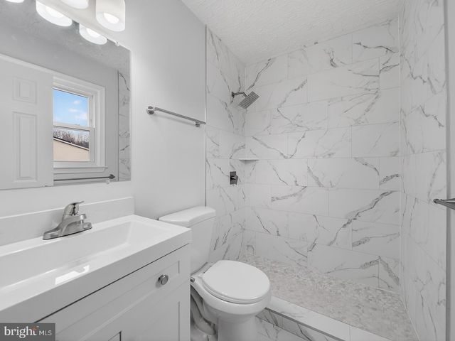 201 ROYAL OAK CIR, Hyattsville, MD 20785