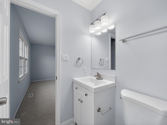 201 ROYAL OAK CIR, Hyattsville, MD 20785