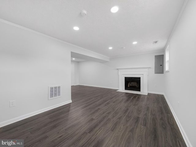 201 ROYAL OAK CIR, Hyattsville, MD 20785