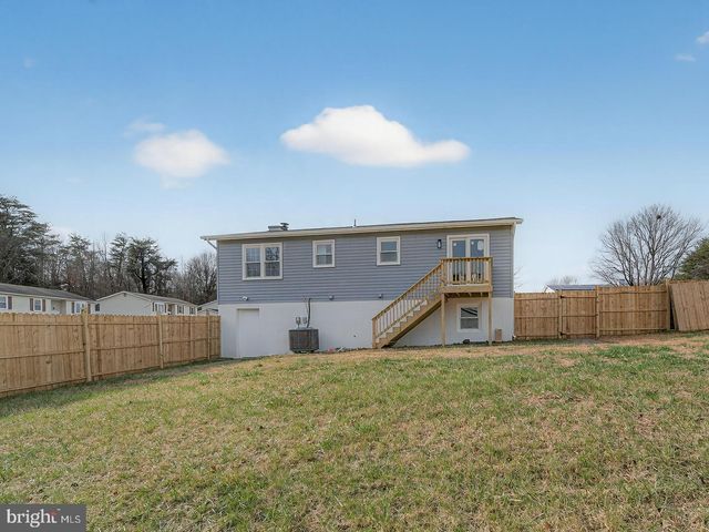 201 ROYAL OAK CIR, Hyattsville, MD 20785