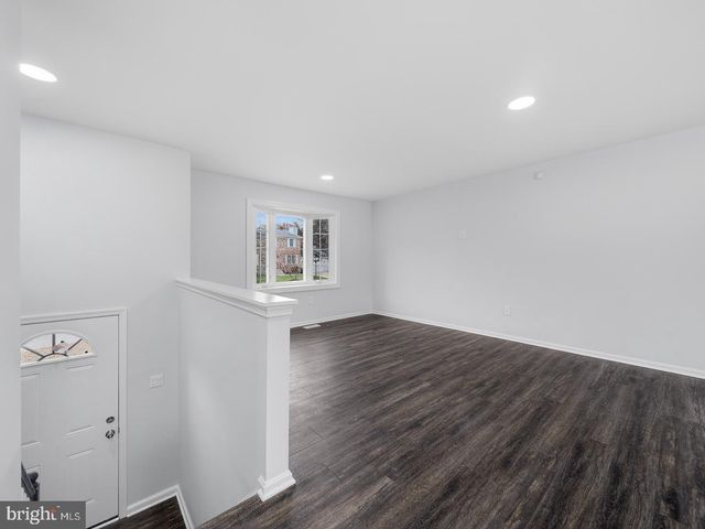 201 ROYAL OAK CIR, Hyattsville, MD 20785