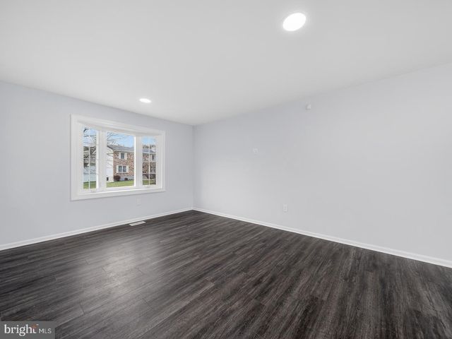 201 ROYAL OAK CIR, Hyattsville, MD 20785