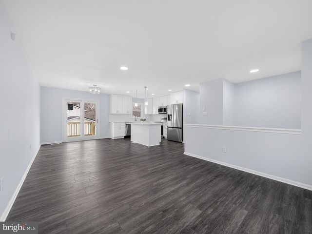 201 ROYAL OAK CIR, Hyattsville, MD 20785