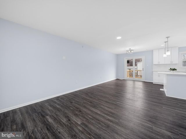 201 ROYAL OAK CIR, Hyattsville, MD 20785