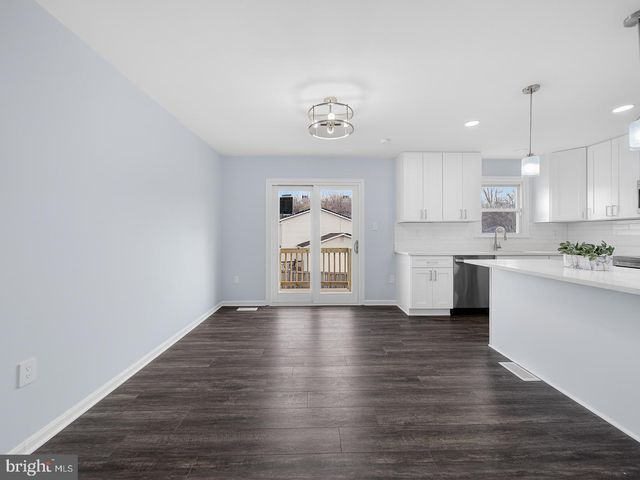 201 ROYAL OAK CIR, Hyattsville, MD 20785