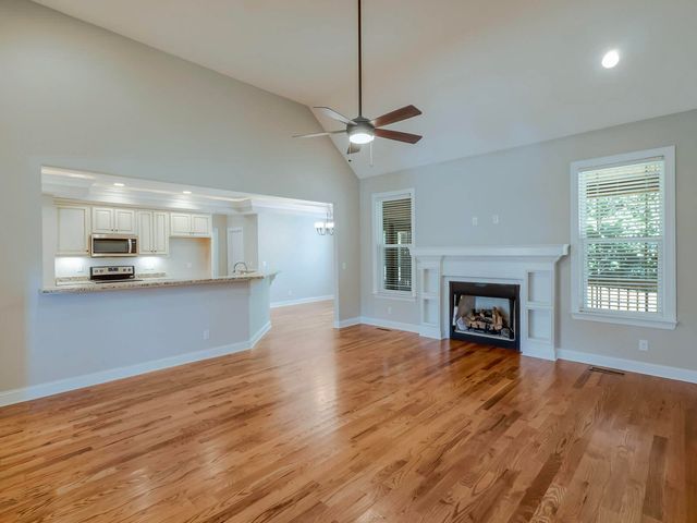 8052 Burgundy Circle 79, Chattanooga, TN 37421