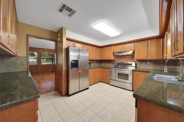 26563 Lazy Lane, Magnolia, TX 77355