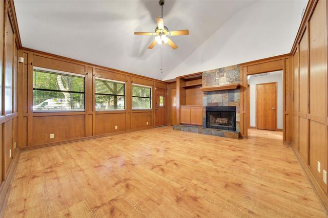 26563 Lazy Lane, Magnolia, TX 77355