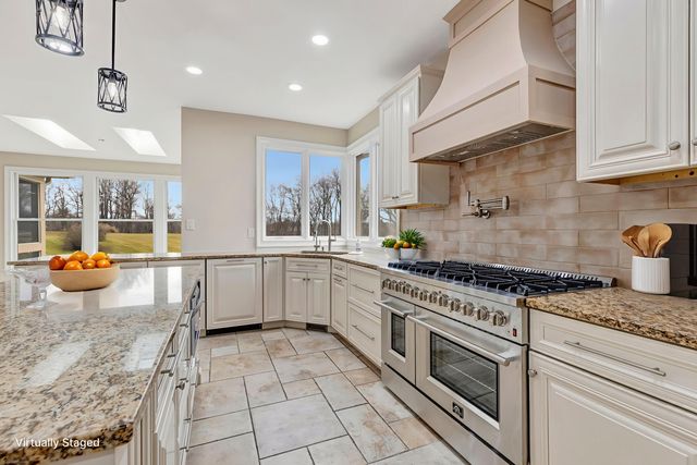 2424 Royal Castle Way, Union, KY 41091